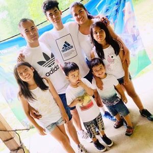 Meet your Posher, Alejandra